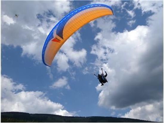 Obrázek Paragliding tandem - Slet z Černé hory - Krkonoše